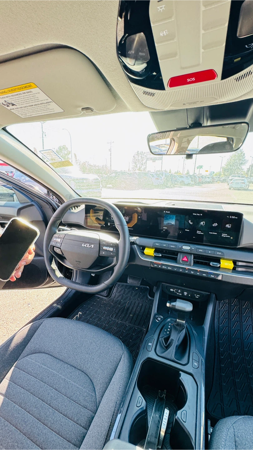 2025 Kia K4 Sedan - photo 5