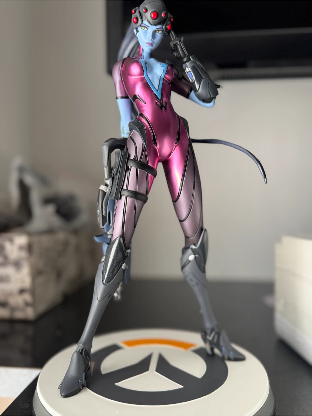 Overwatch Widowmaker Statue