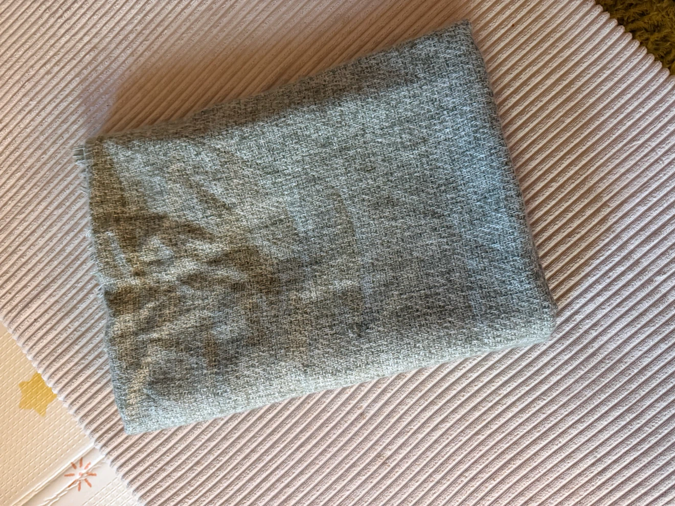 BOURINA Faux Cashmere Throw Blanket 50"X 70" Mint