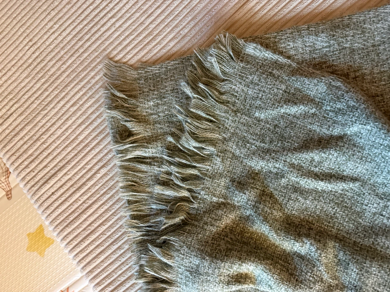 BOURINA Faux Cashmere Throw Blanket 50"X 70" Mint - photo 2