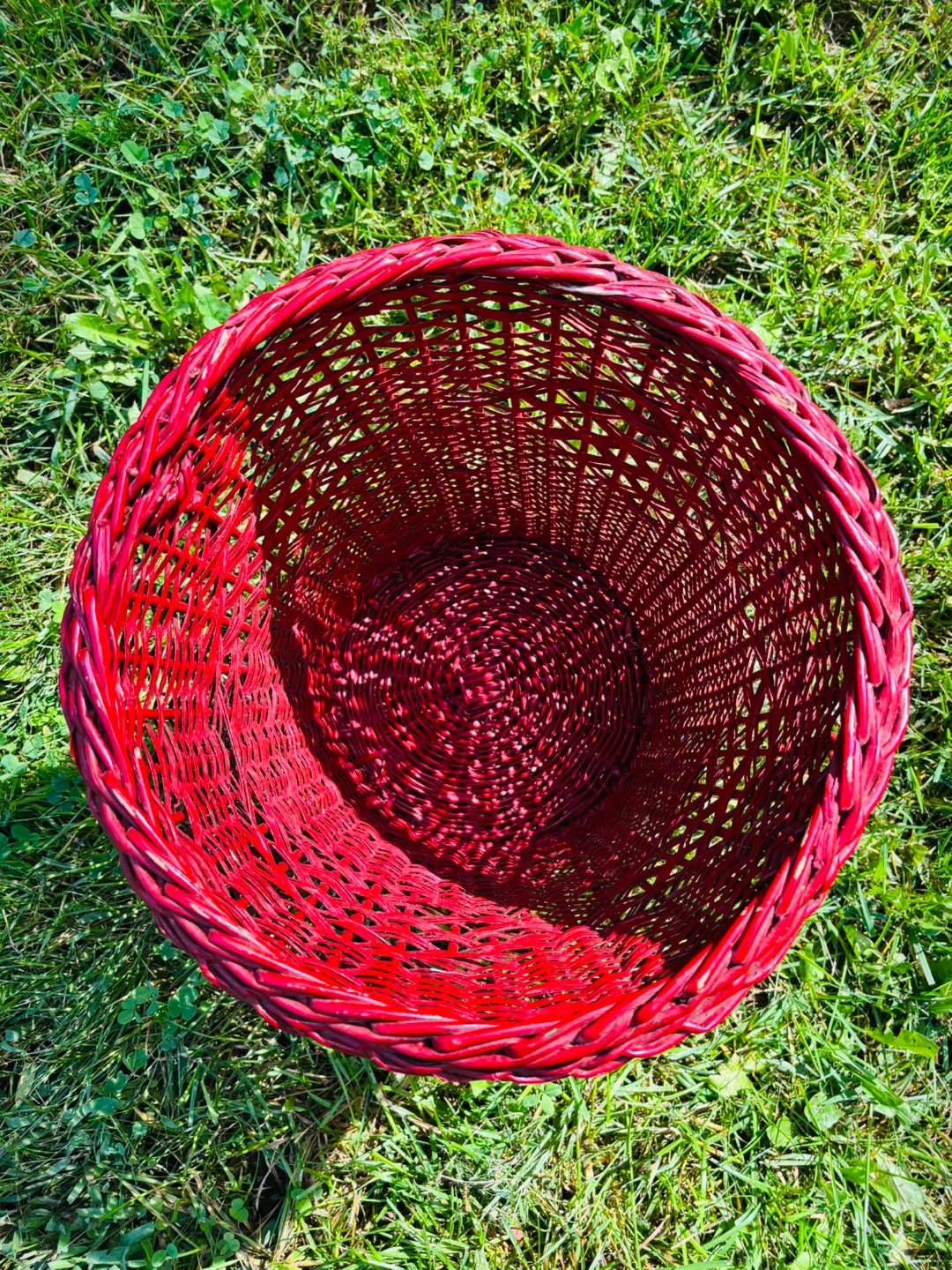 Red Woven Basket - photo 2