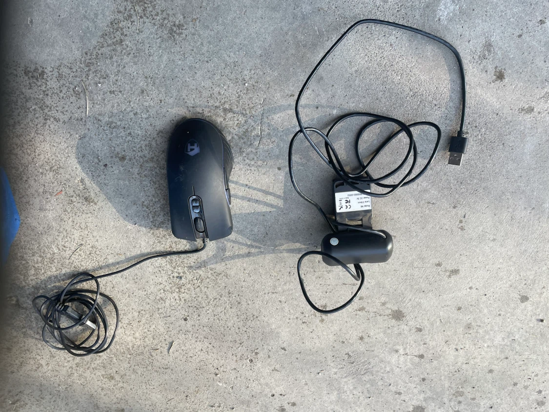 USB Webcam and Wired Computer Mouse - photo 2