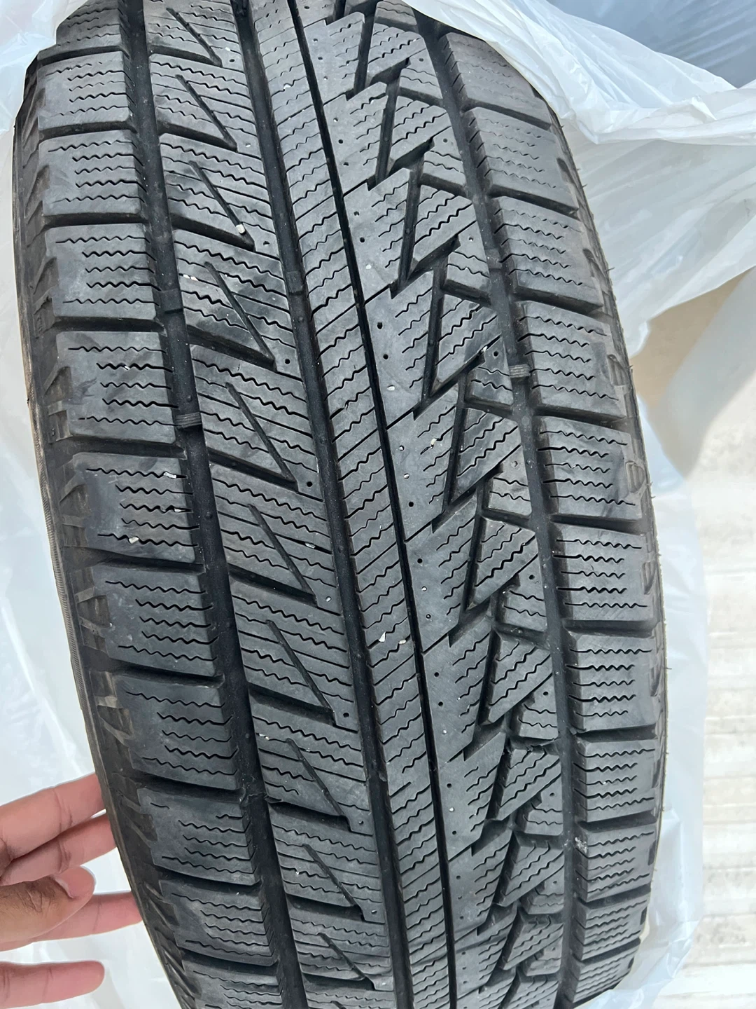 Rav4 225/65R17 Tires