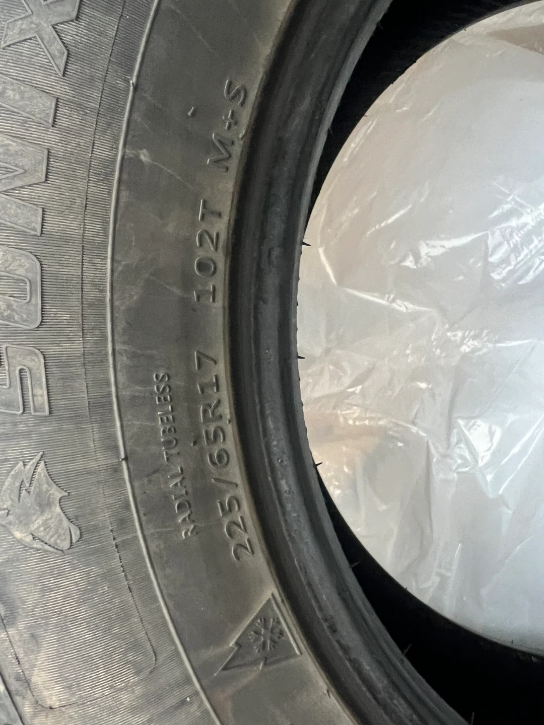 Rav4 225/65R17 Tires - photo 3