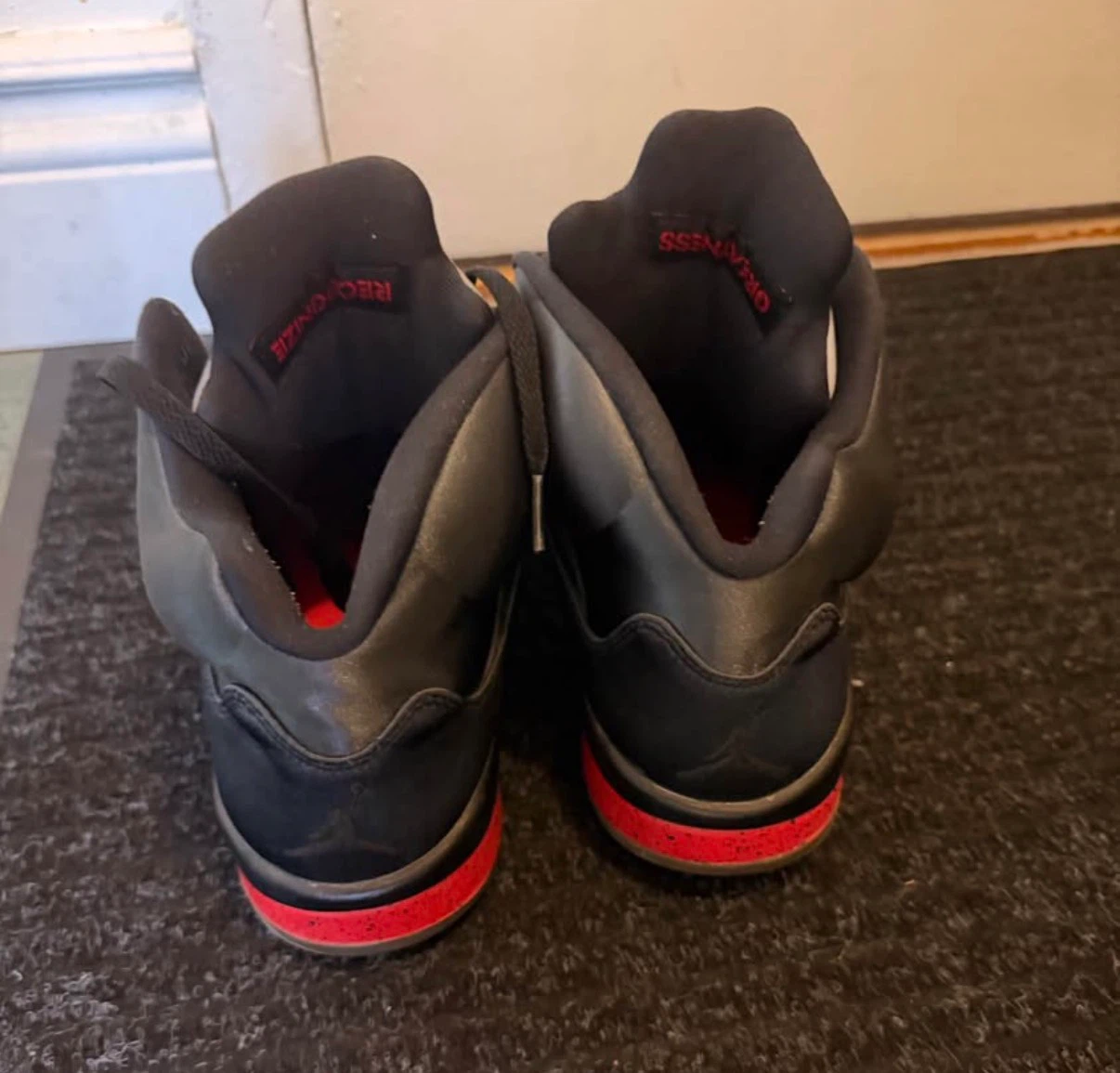 Jordan 5 Retro Basketball Shoes (Men’s Size 9) - photo 3