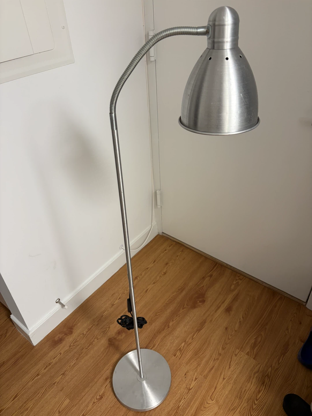 IKEA Forsa floor lamp with Bright Bulb🏈 - photo 4