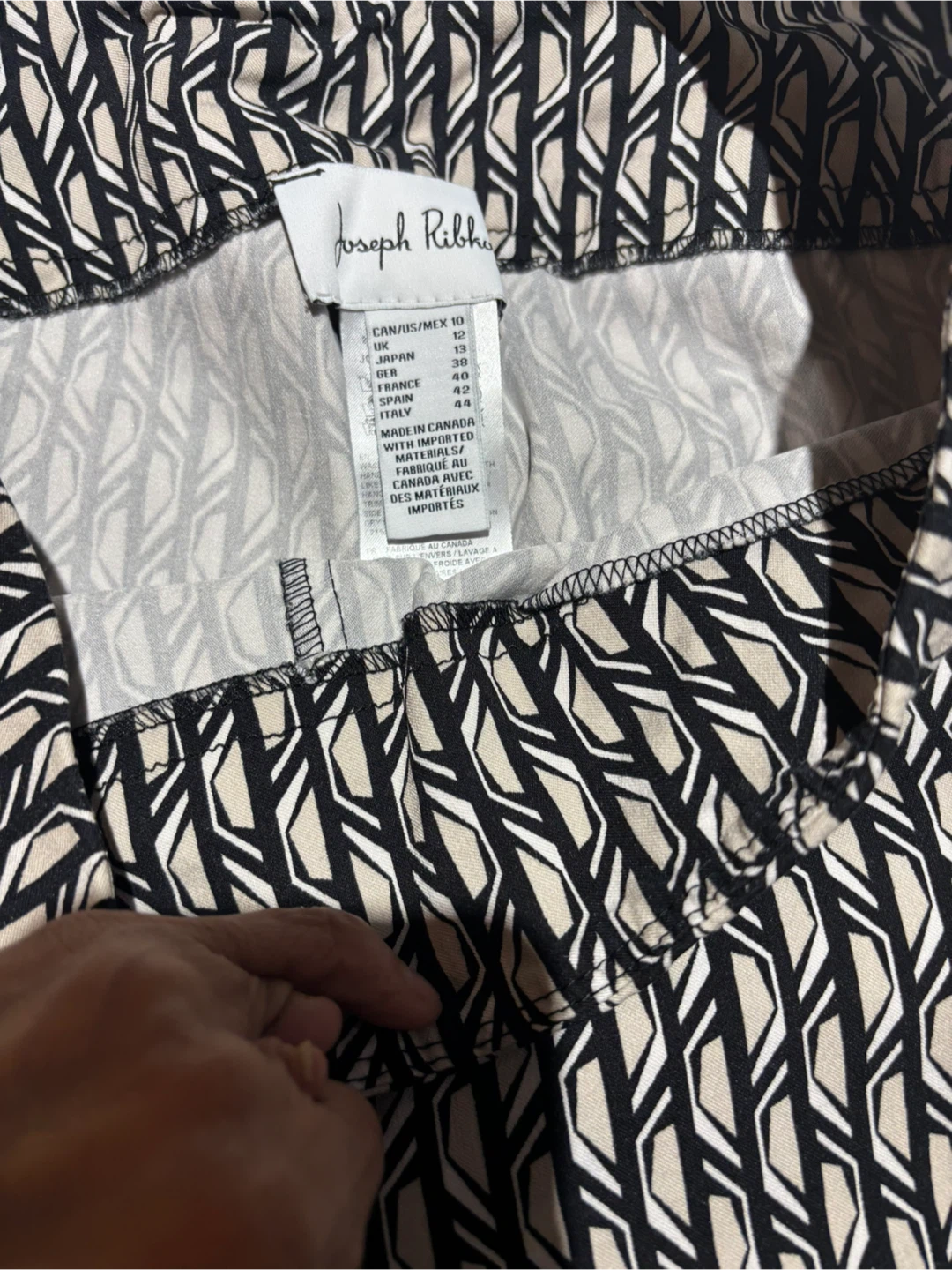 🏈Joseph Ribkoff patterned trousers