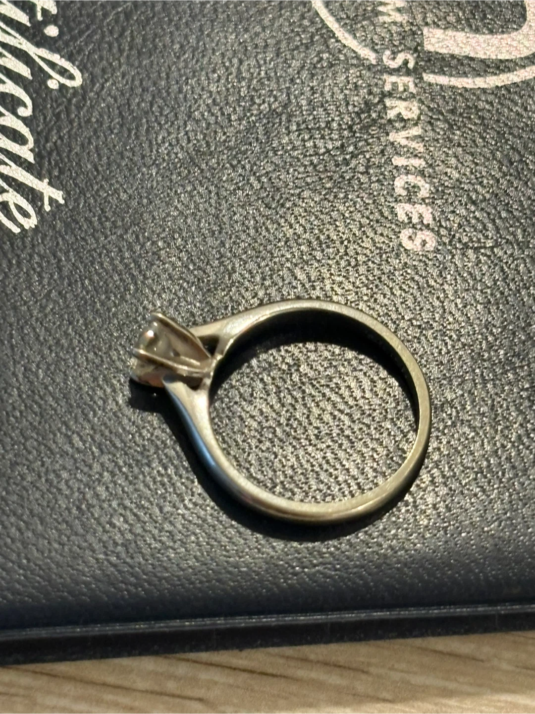 18K White Gold Engagement Ring - photo 4