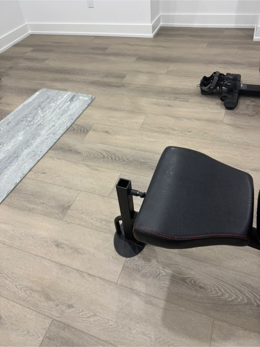 Adjustable Weight Bench - photo 3