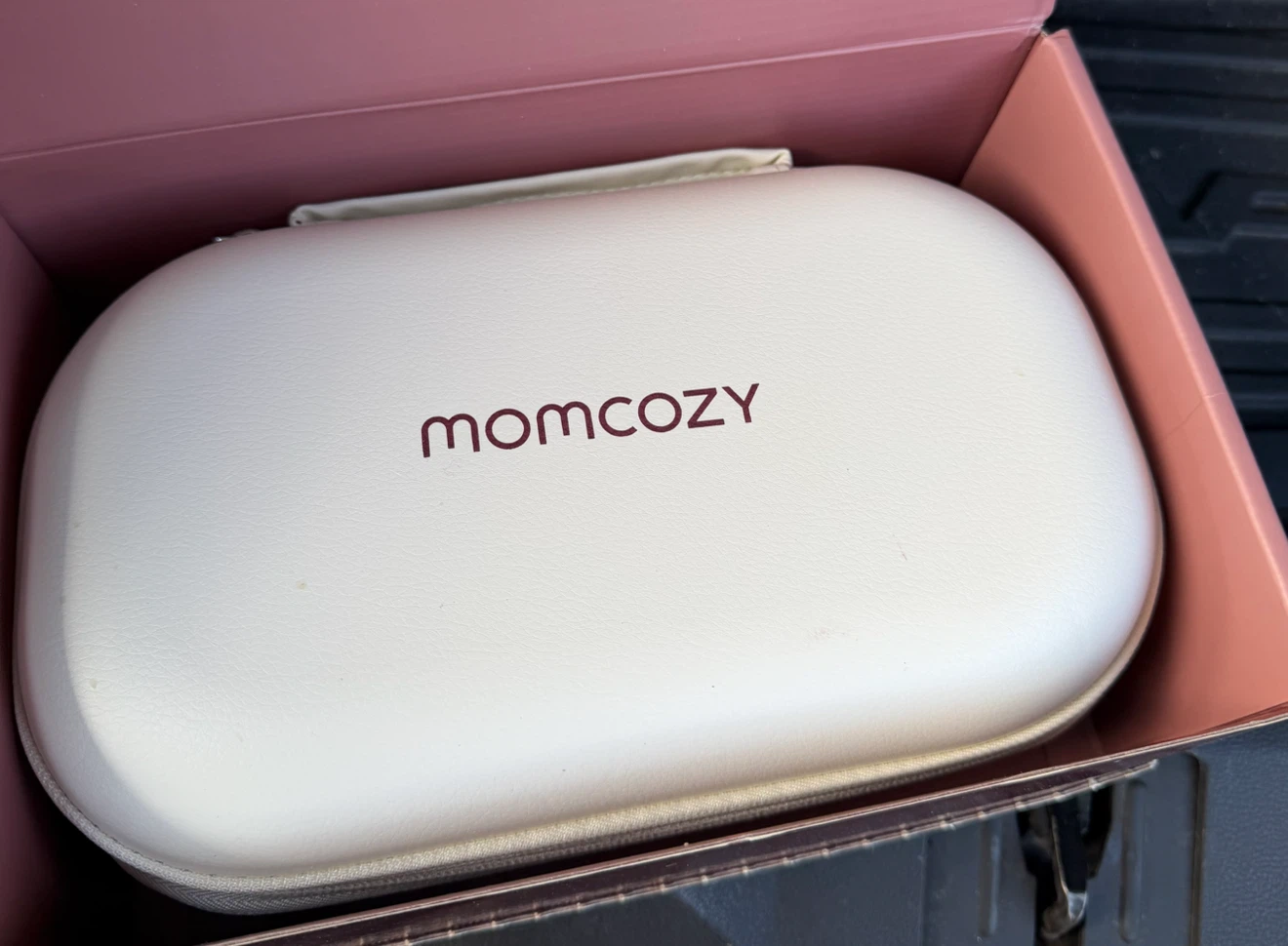Momcozy m5 breast pump hands free - photo 2