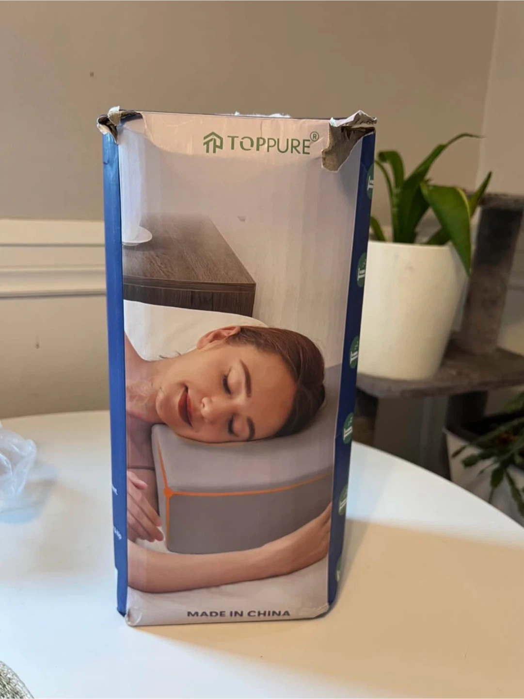 🏈 Ergonomic Cube Memory Foam Pillow - photo 2