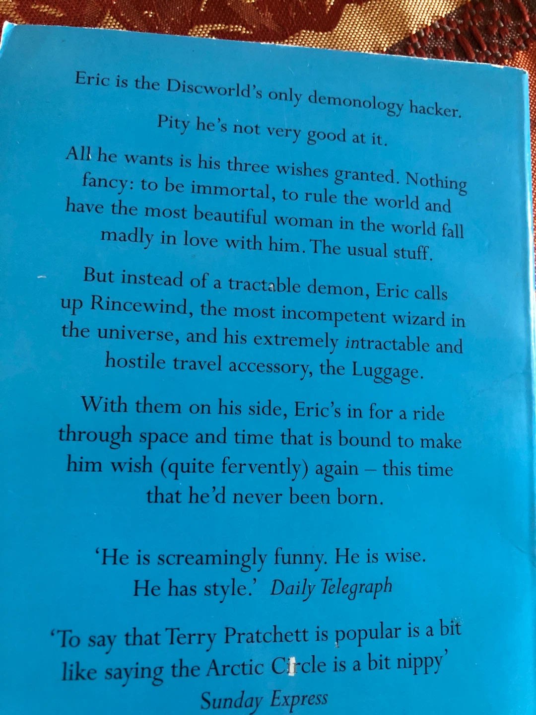 Eric by Terry Pratchett (Discworld Novel) 🏈 - photo 2