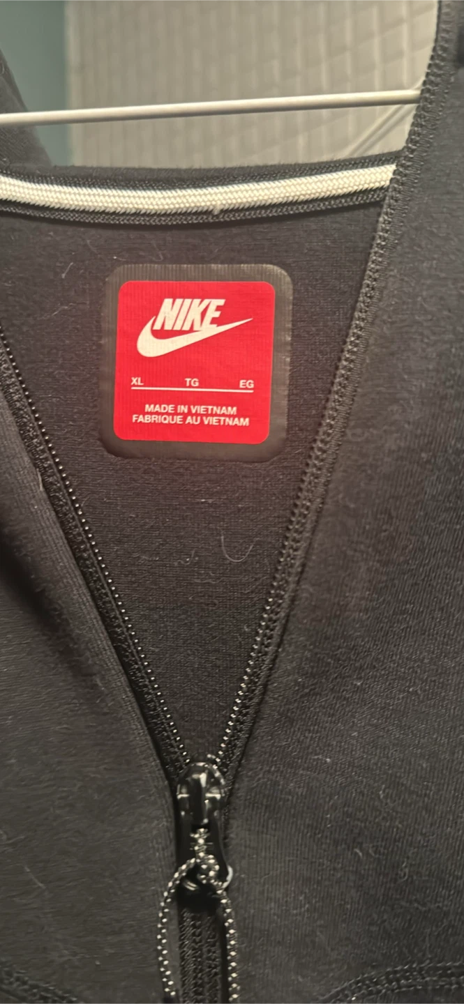 Nike Tech Fleece Black Full-Zip Hoodie - photo 3