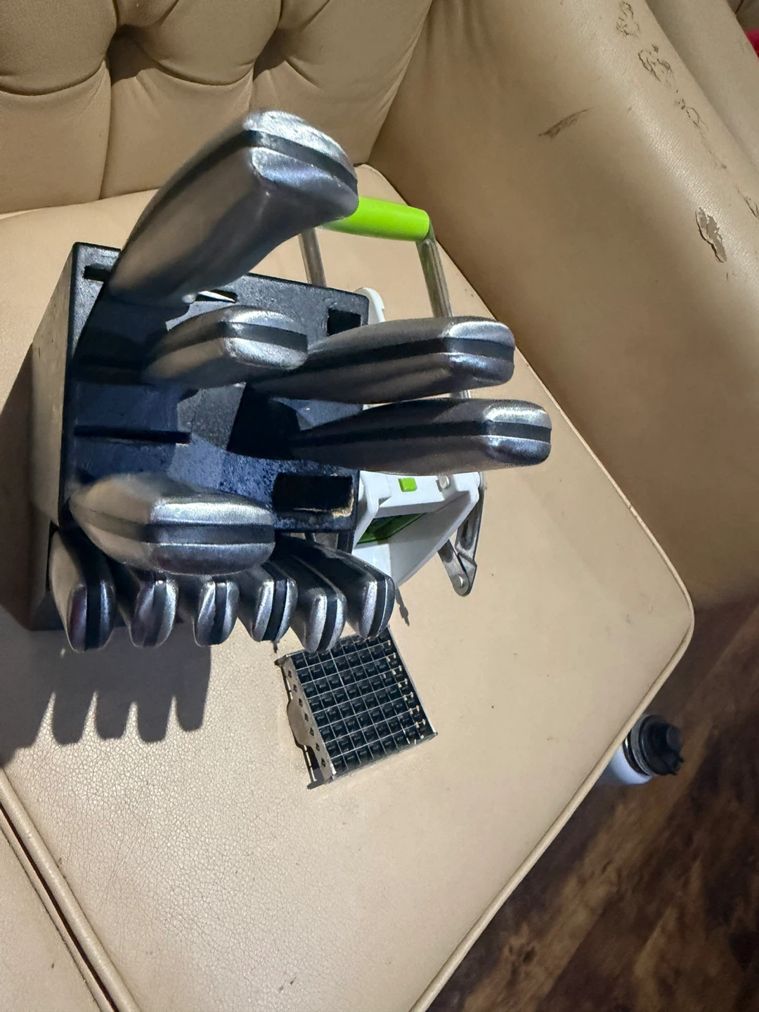 Farberware Knife Block Set and Vegetable Chopper - photo 3