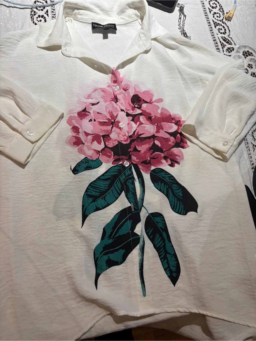 🏈Frank Lyman Floral Button-Up Shirt
