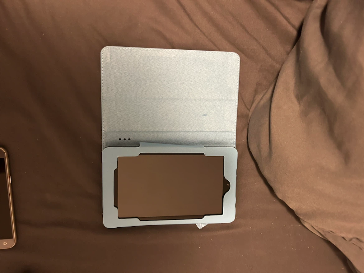 Amazon Fire Tablet - photo 3