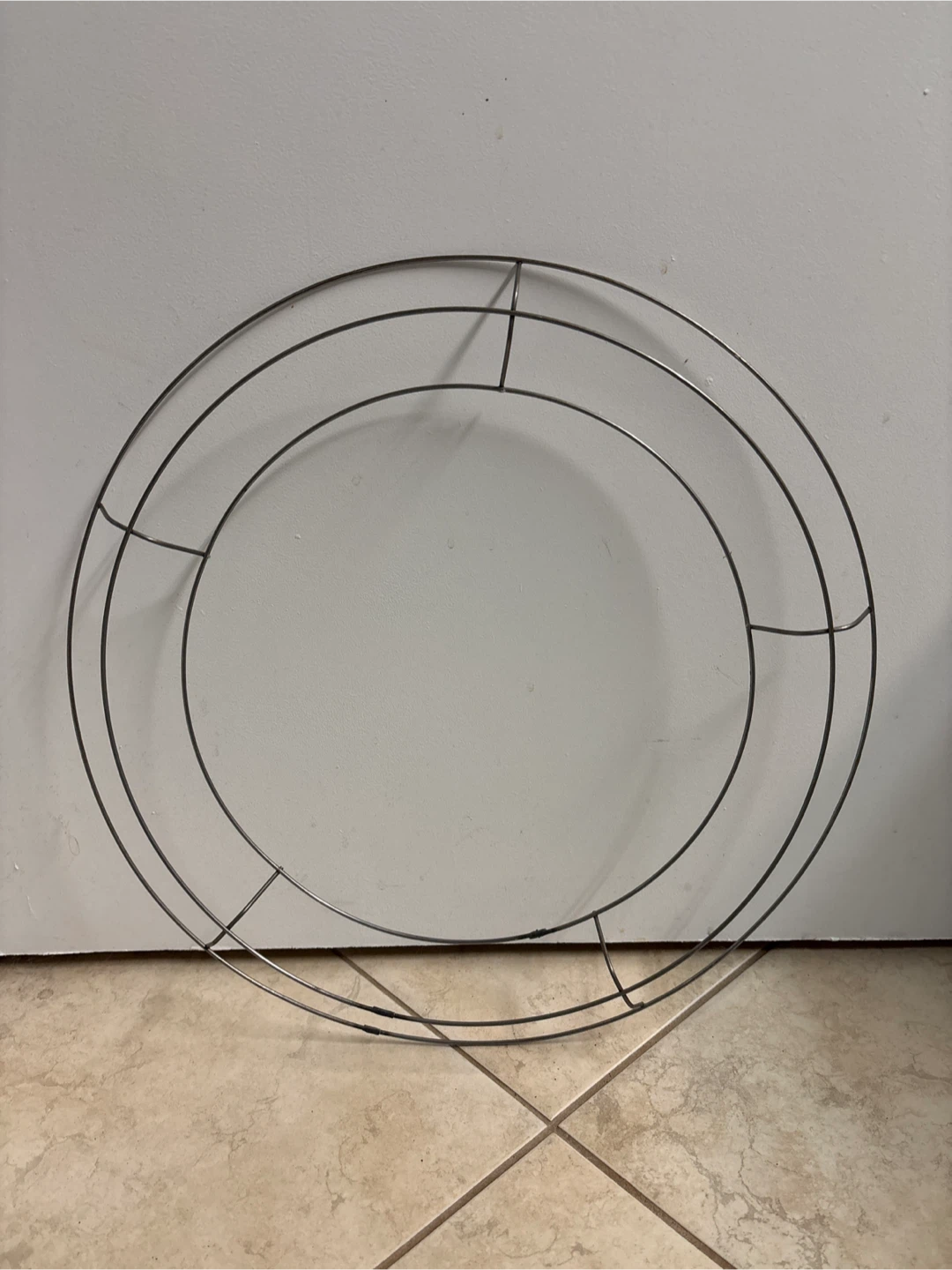 🏈 Metal Wire Wreath Frame
