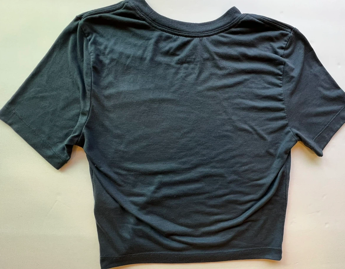 Nike Slim Fit Triple Swoosh Crop Tee 🏈 - photo 5