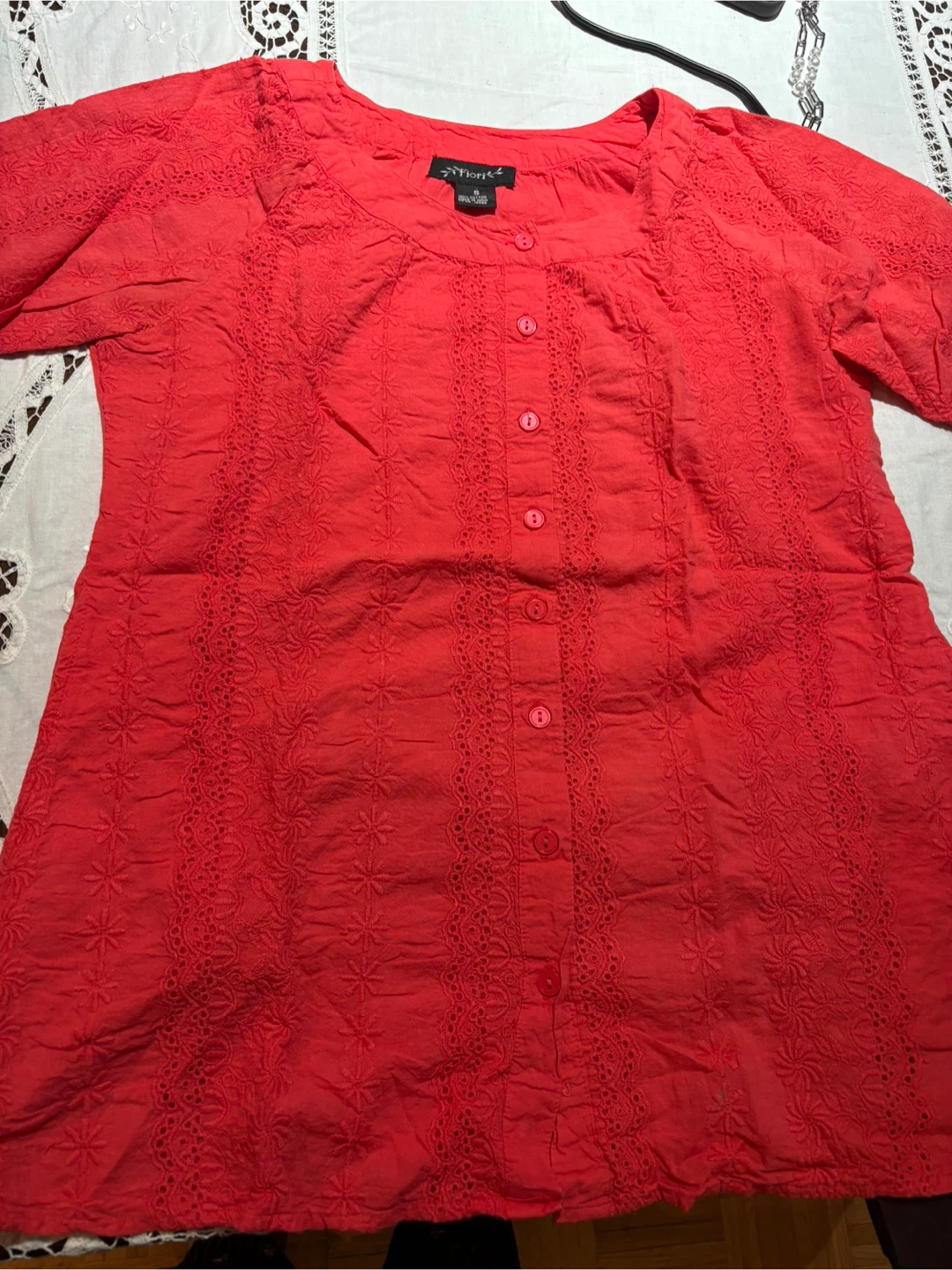 🏈Fiori Red Embroidered Blouse