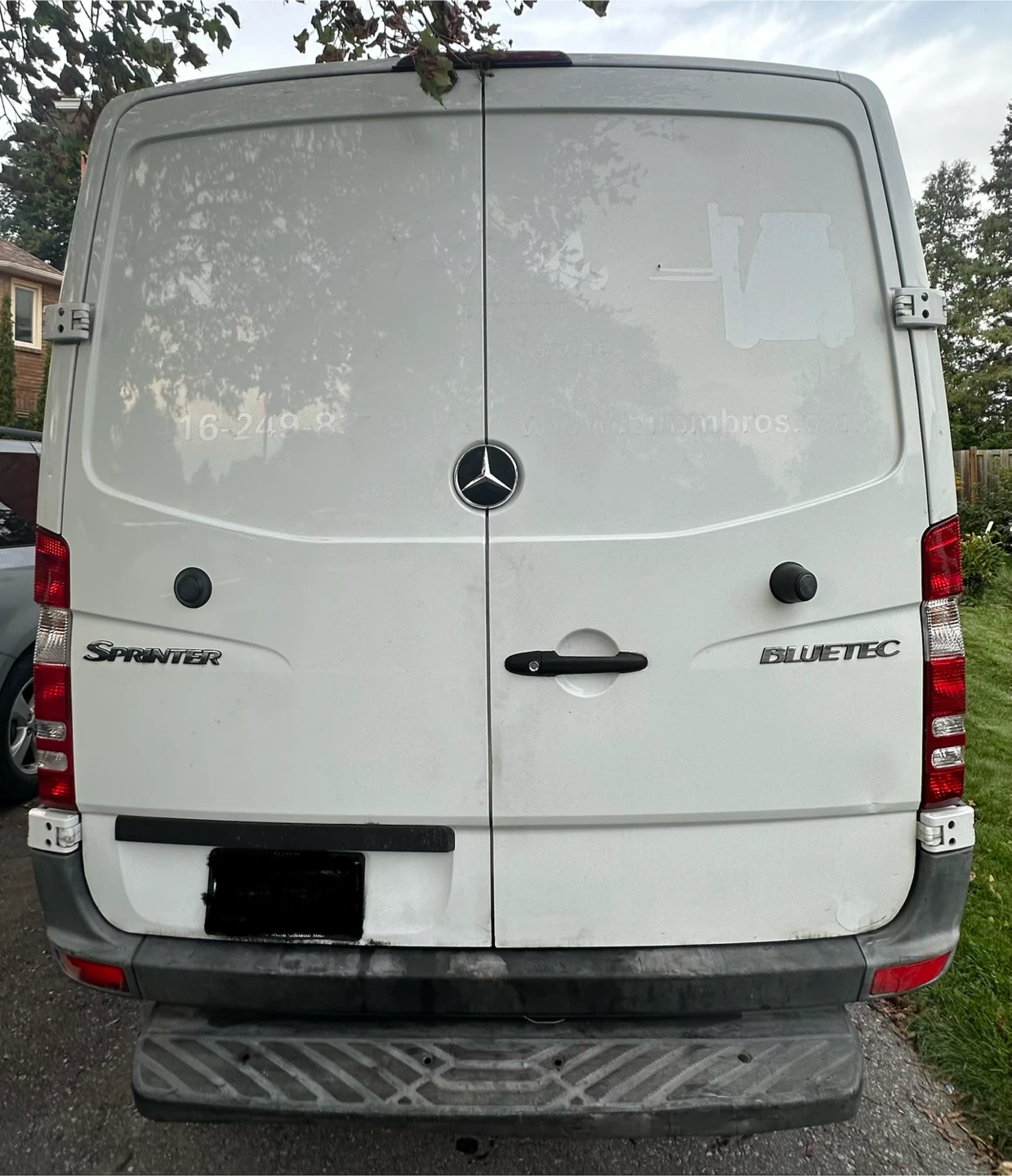 2012 Mercedes-Benz Sprinter 2500 Cargo Van - photo 4