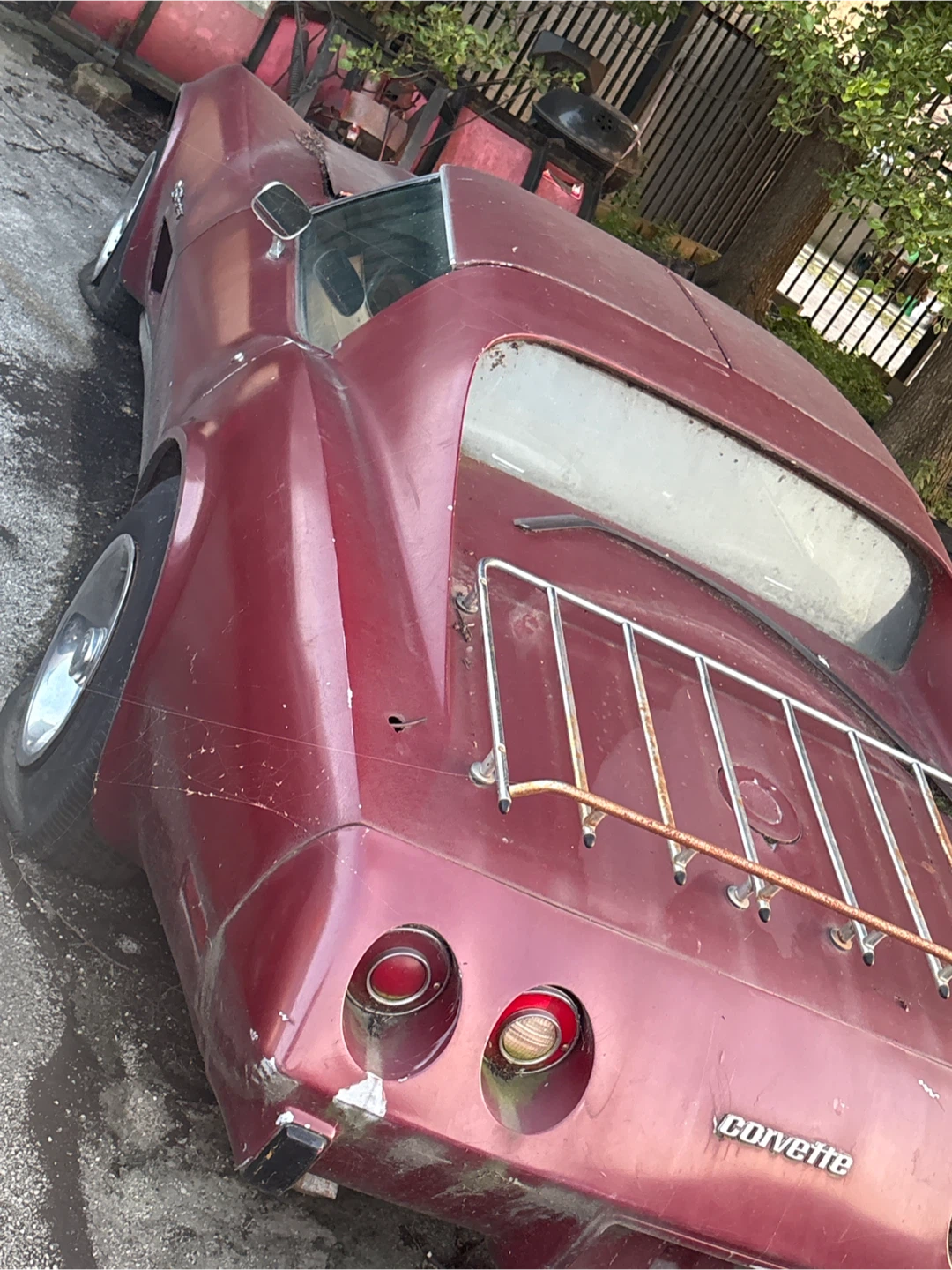 Vintage Chevrolet Corvette - photo 2