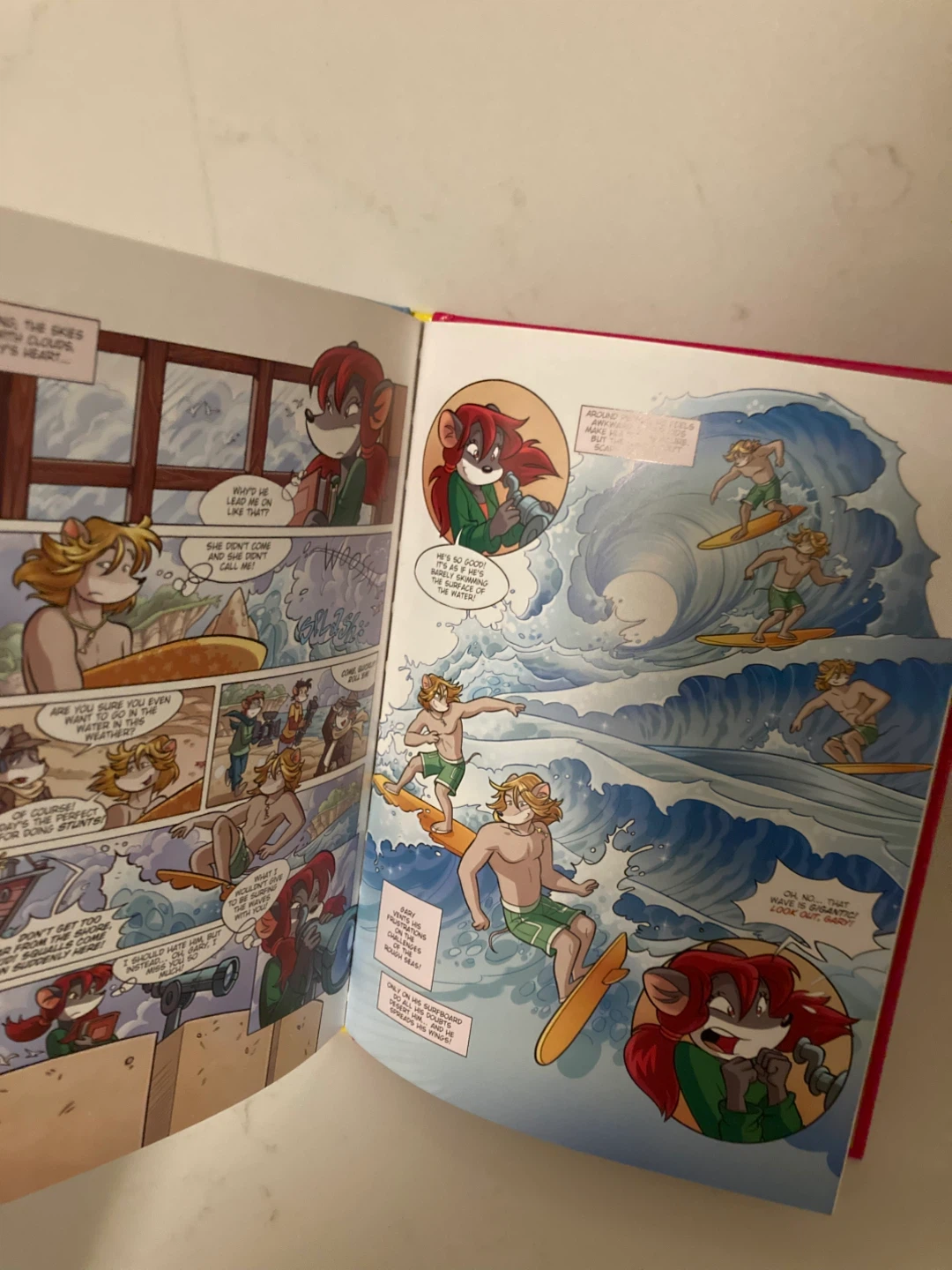 🏈Thea Stilton: Catching the Giant Wave Graphic Novel - photo 3