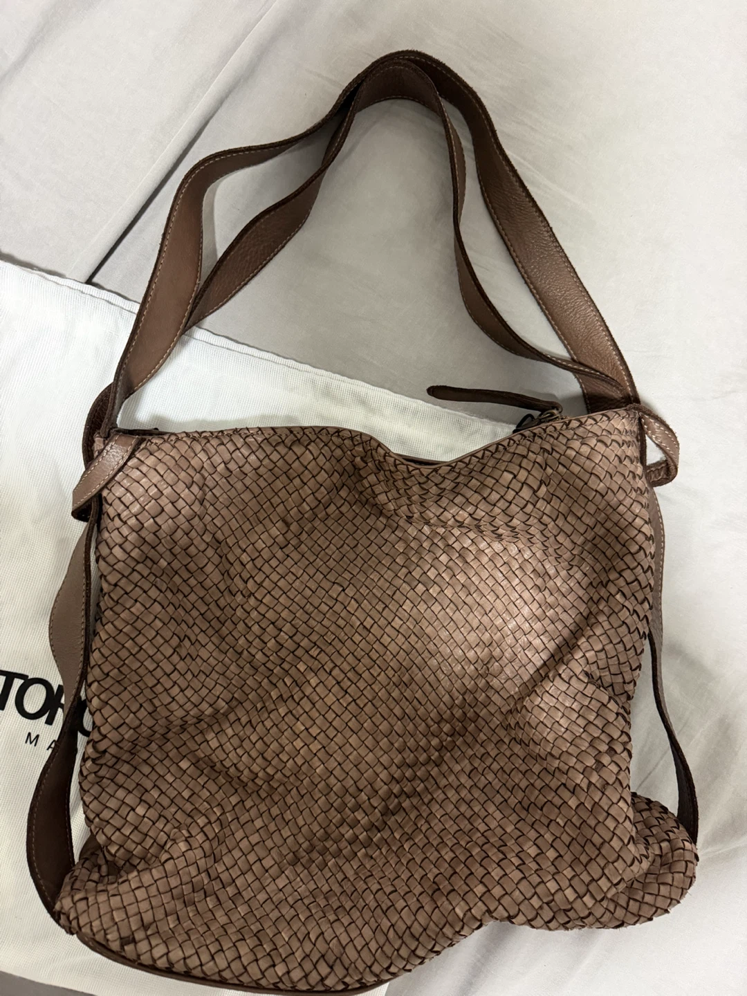 Genuine leather woven convertible bag (shoulder bag + backpack)