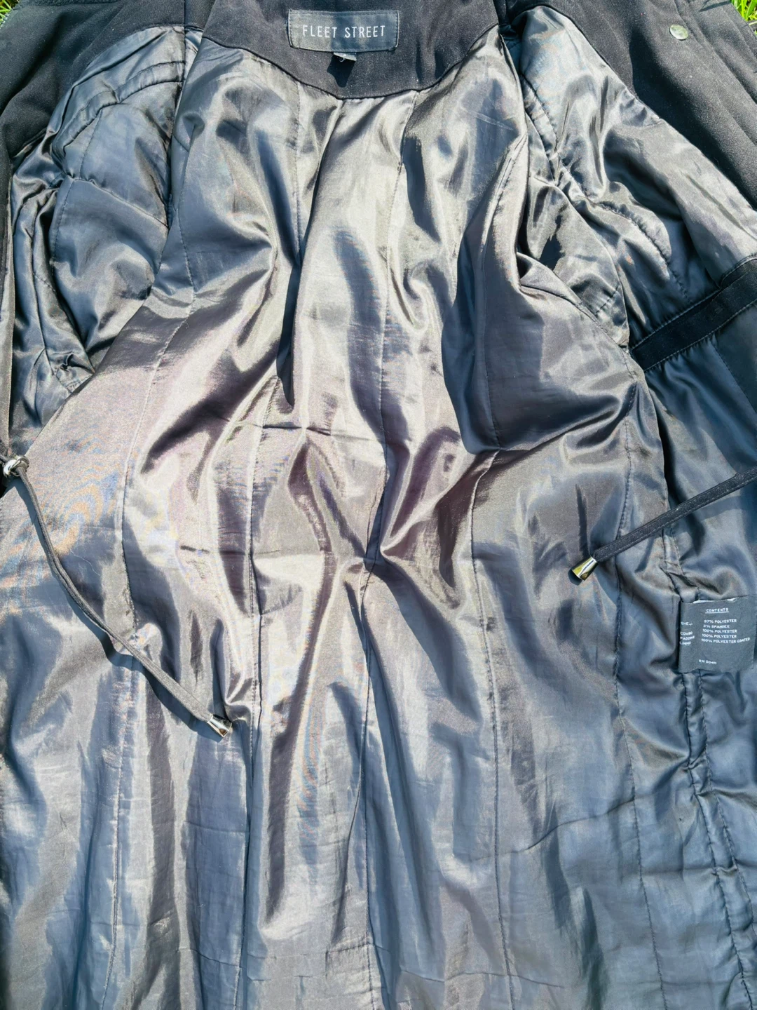 Fleet Street black hooded jacket (size 10/11) - photo 3
