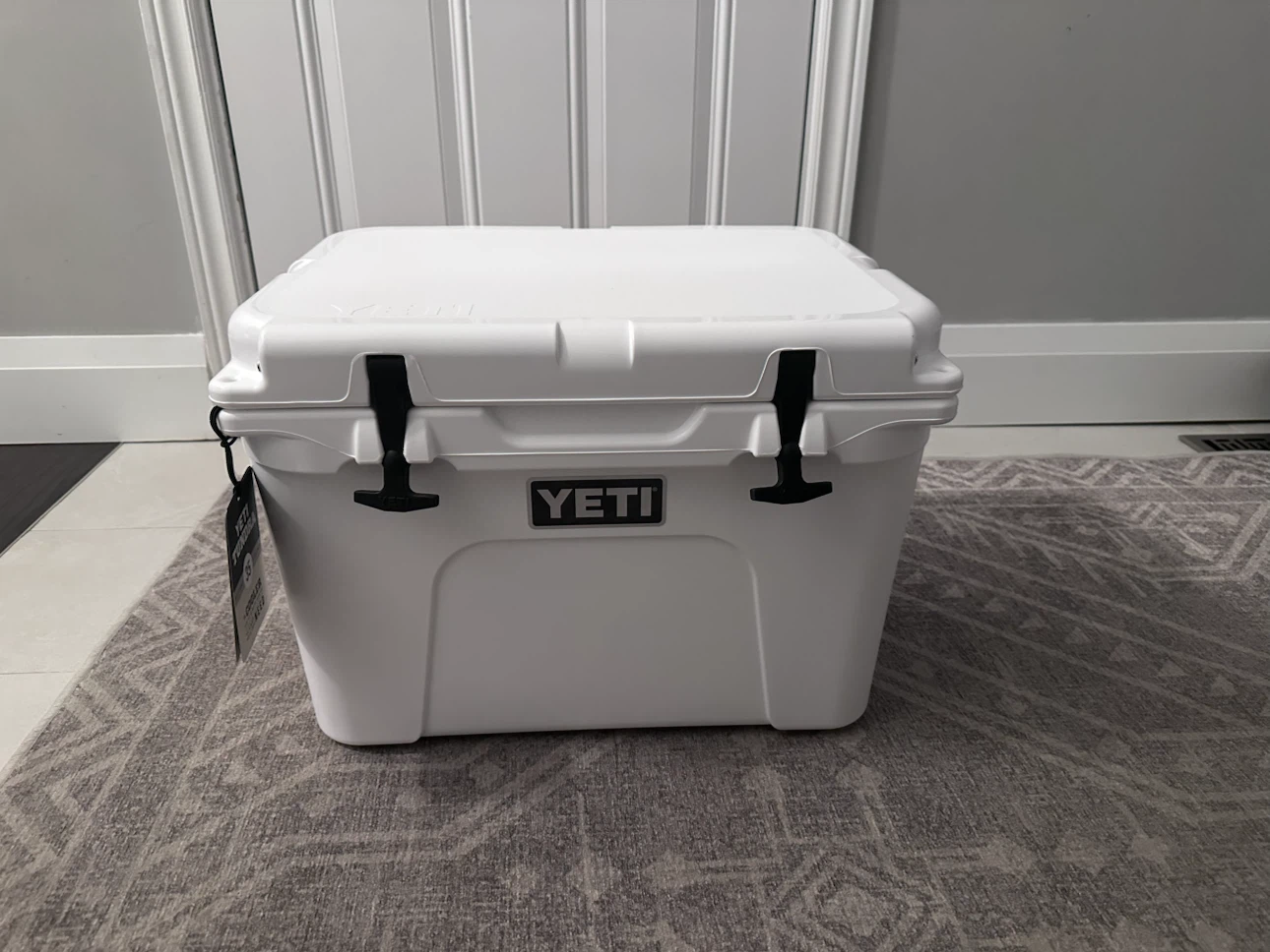 YETI Tundra 35 Cooler White