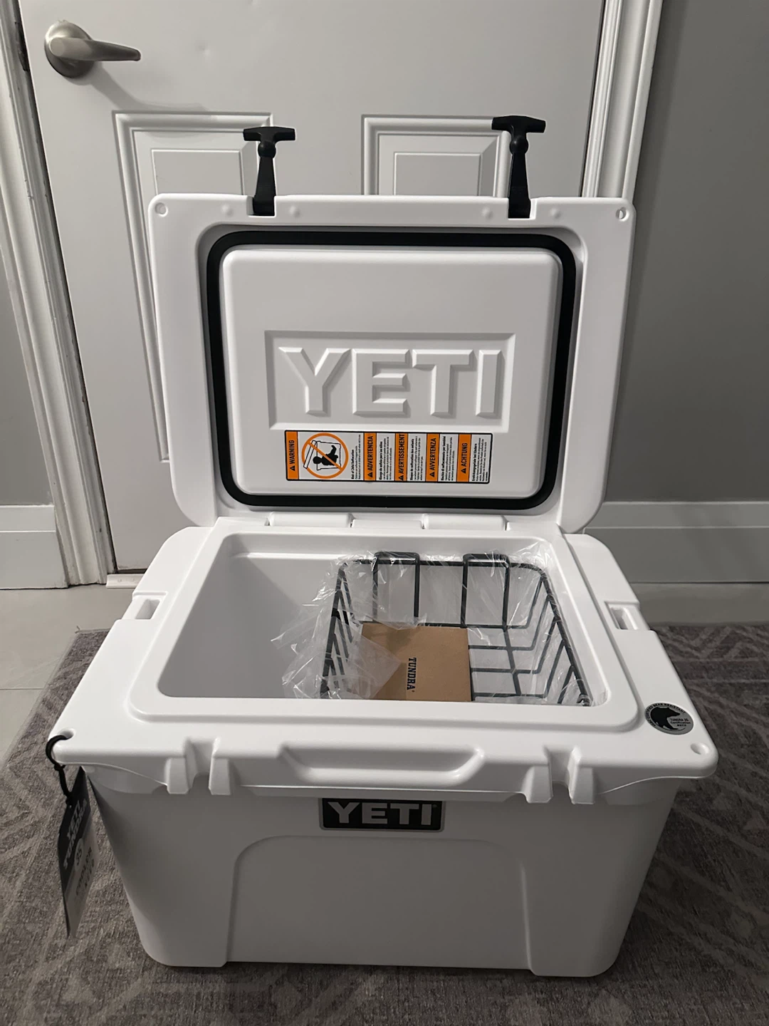 YETI Tundra 35 Cooler White - photo 2
