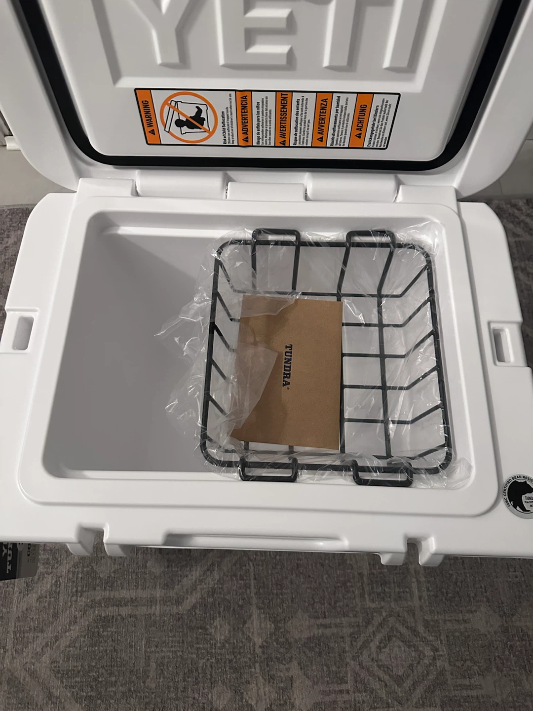 YETI Tundra 35 Cooler White - photo 3