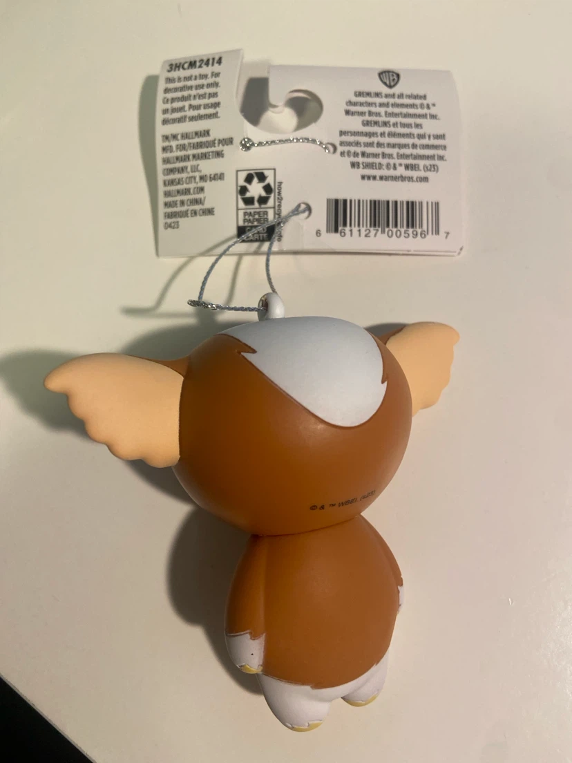 🏈 Hallmark Gremlins Gizmo Christmas Tree Ornament - photo 2