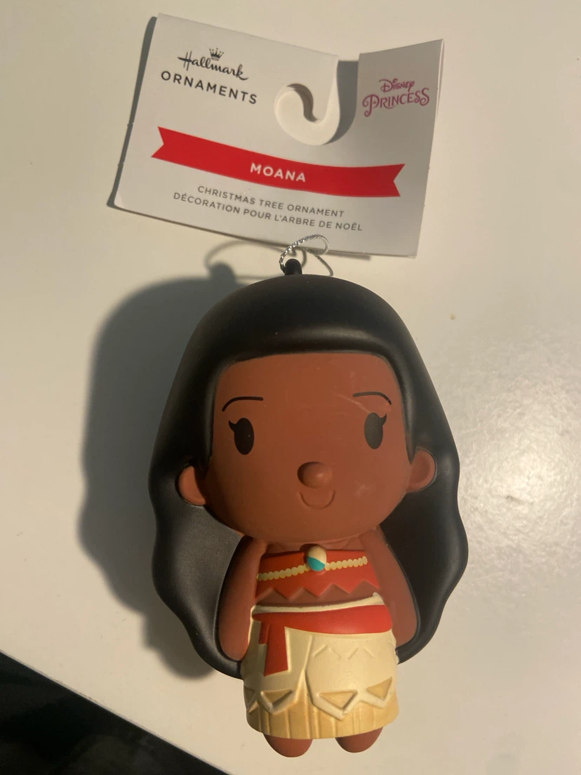 🏈 Hallmark Disney Princess Moana Ornament
