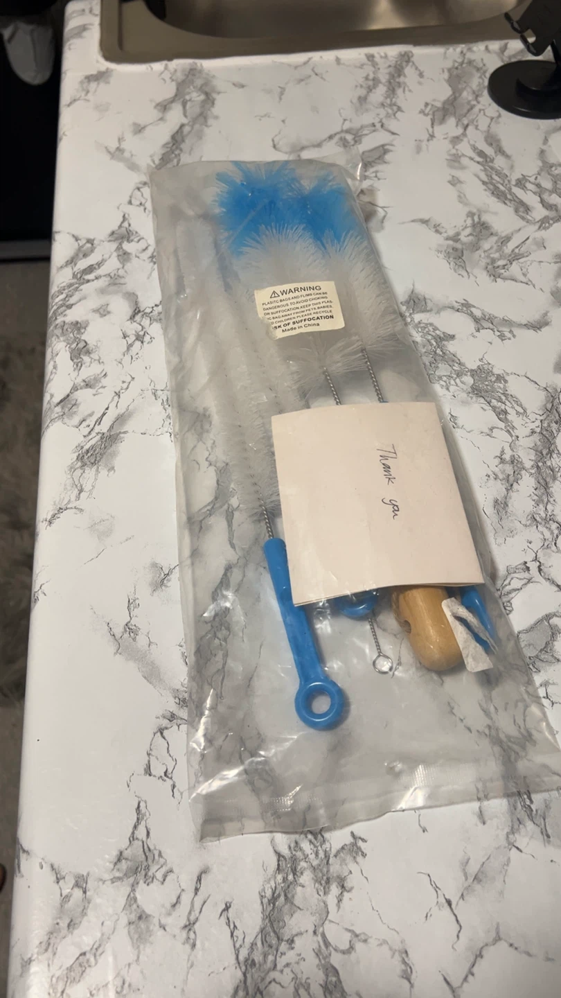 Set of 4 long thick Cleaning Brushes