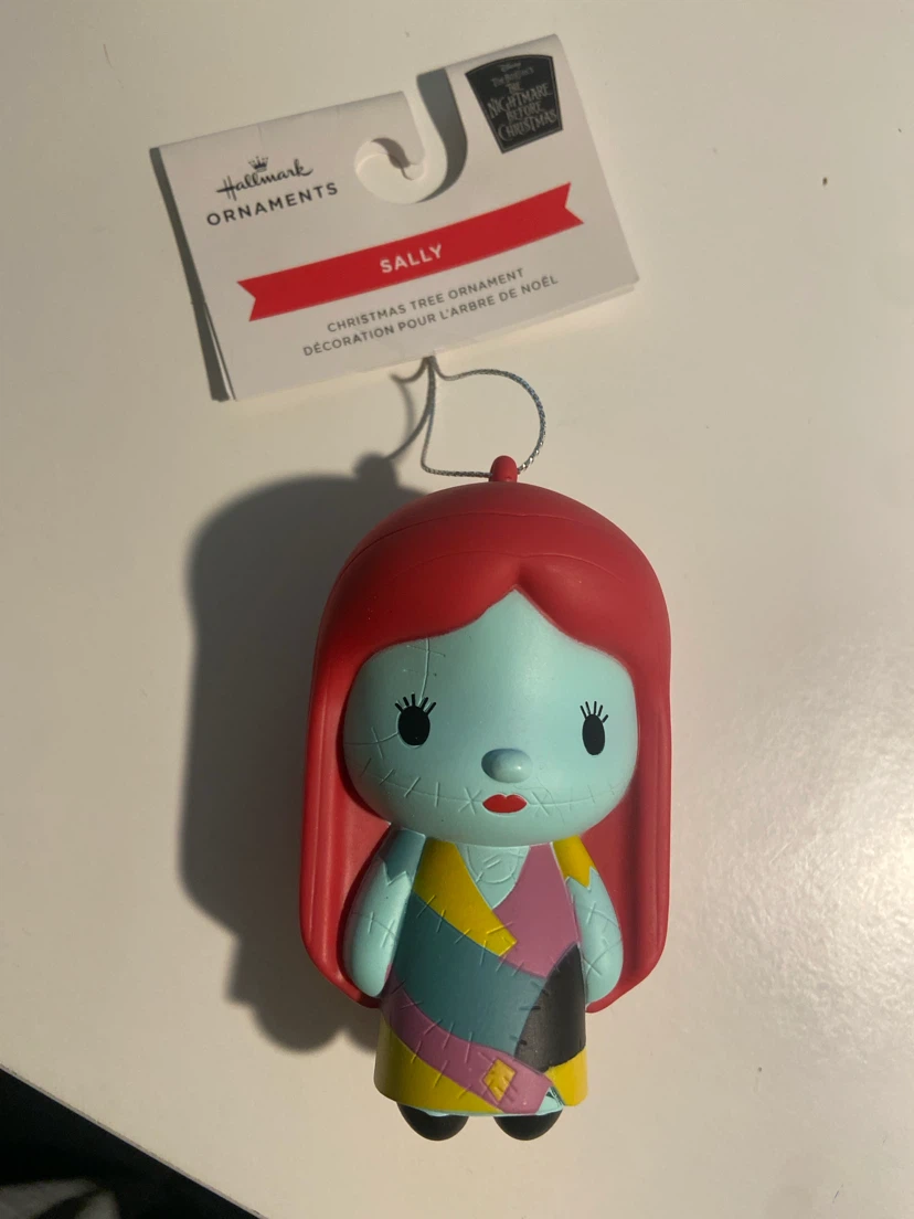 🏈 Hallmark Nightmare Before Christmas Sally Ornament