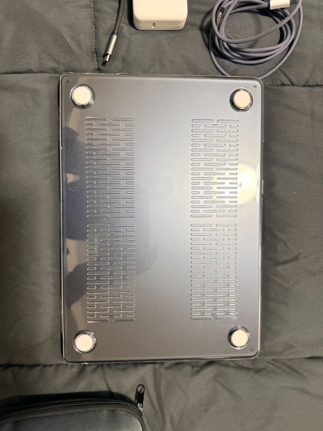 Apple MacBook Air M2 13.6-inch - photo 2
