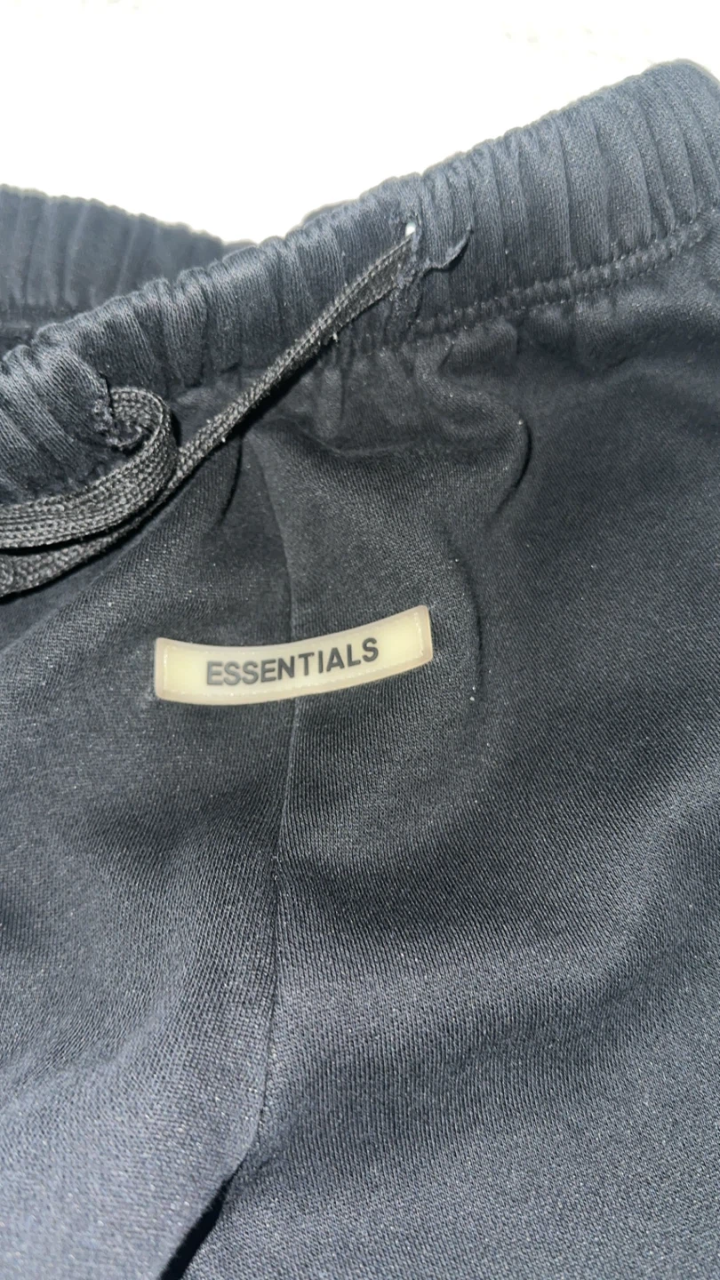 Essentials cuffed black cash only - photo 3
