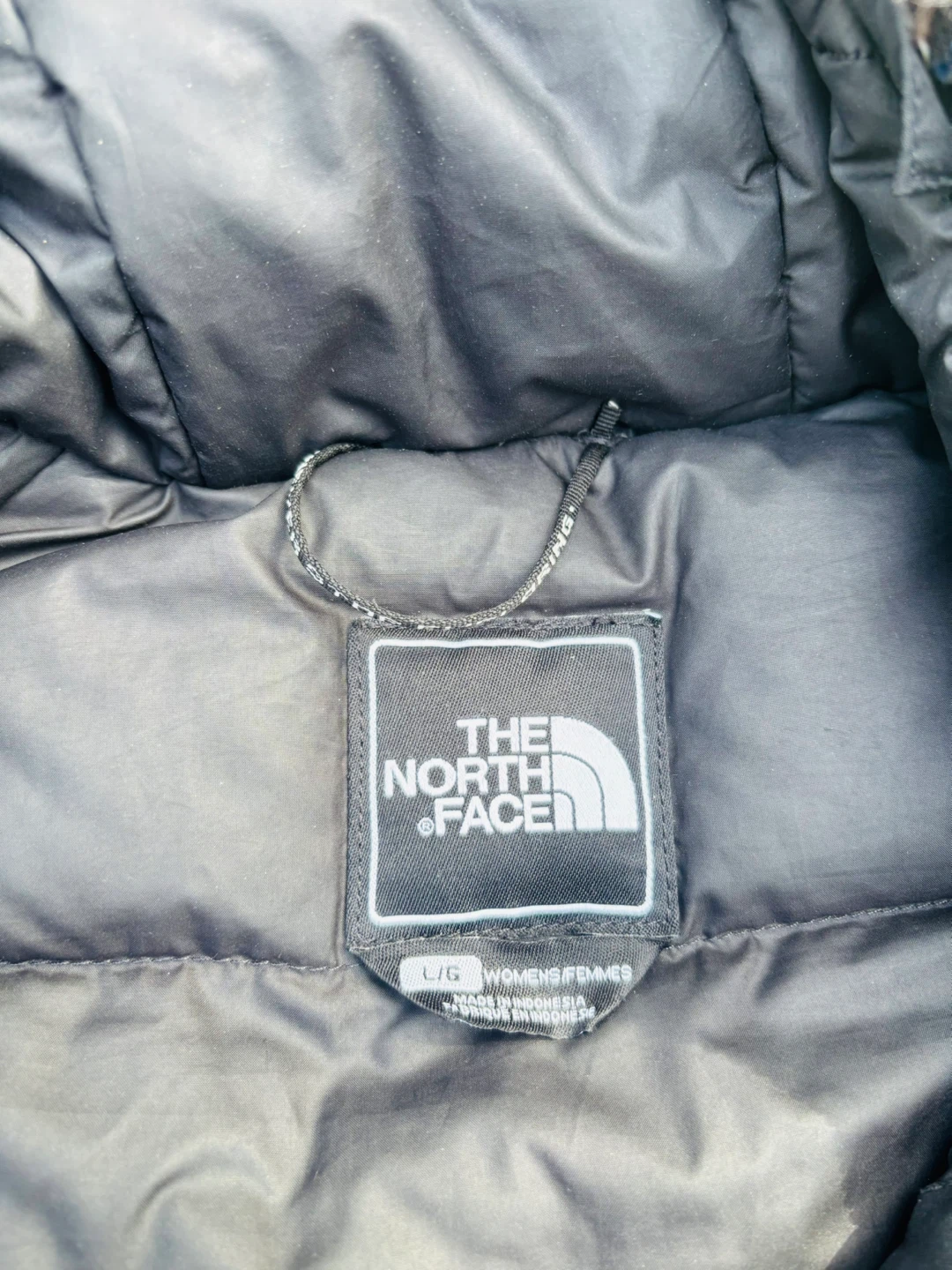 The North Face Women's Winter Coat (size large) - photo 3