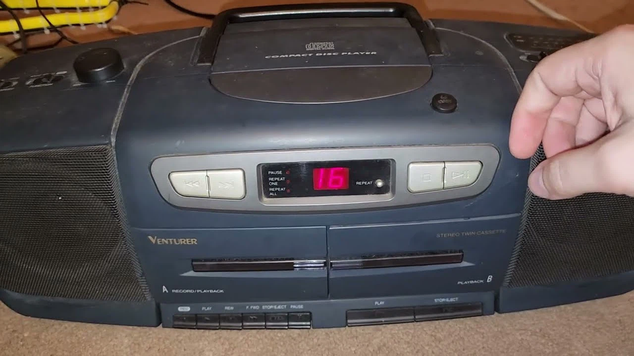 Venturer CD770E Boombox - photo 5
