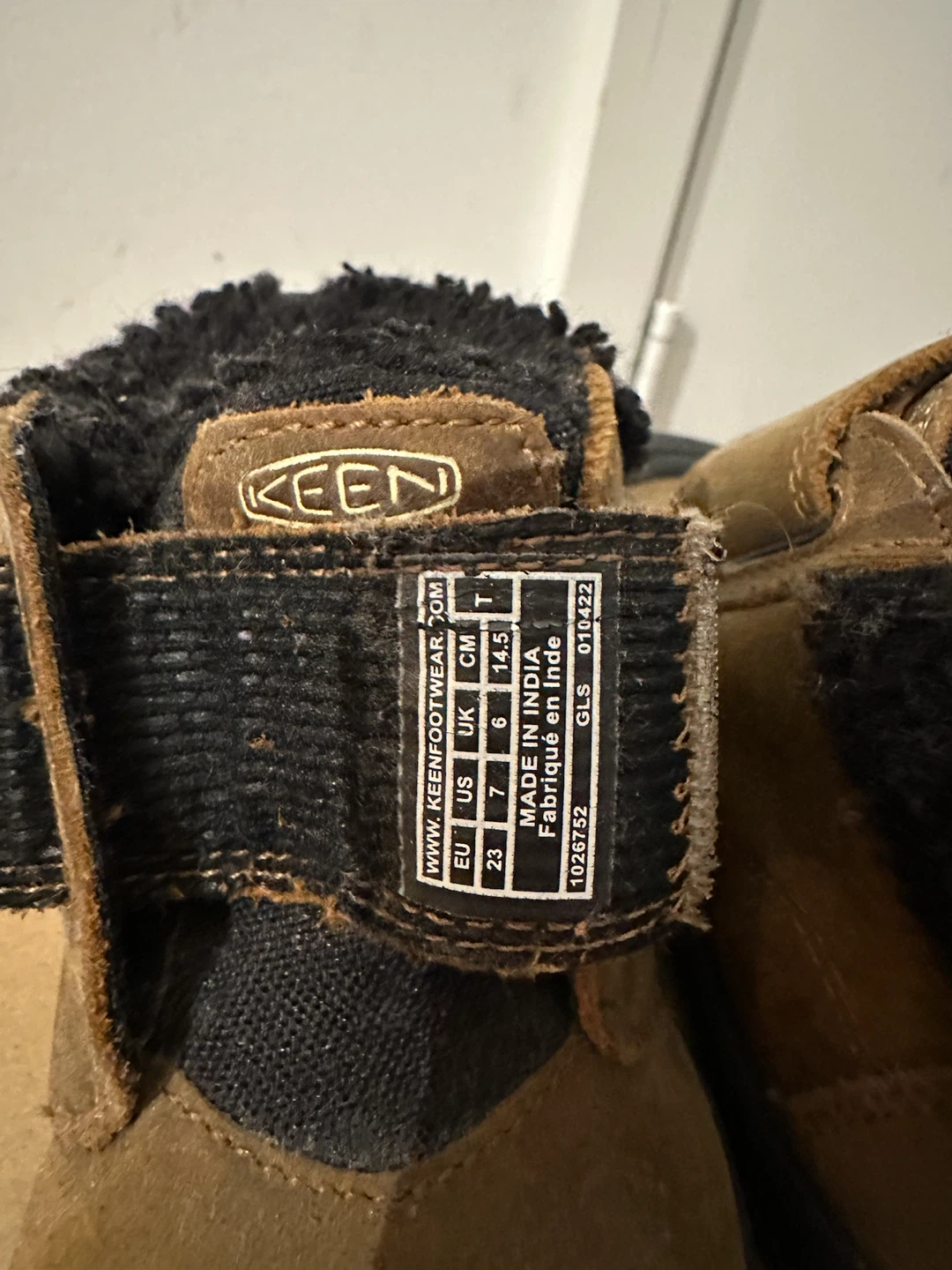 KEEN Kids Brown Winter Boots Size 7 - photo 2
