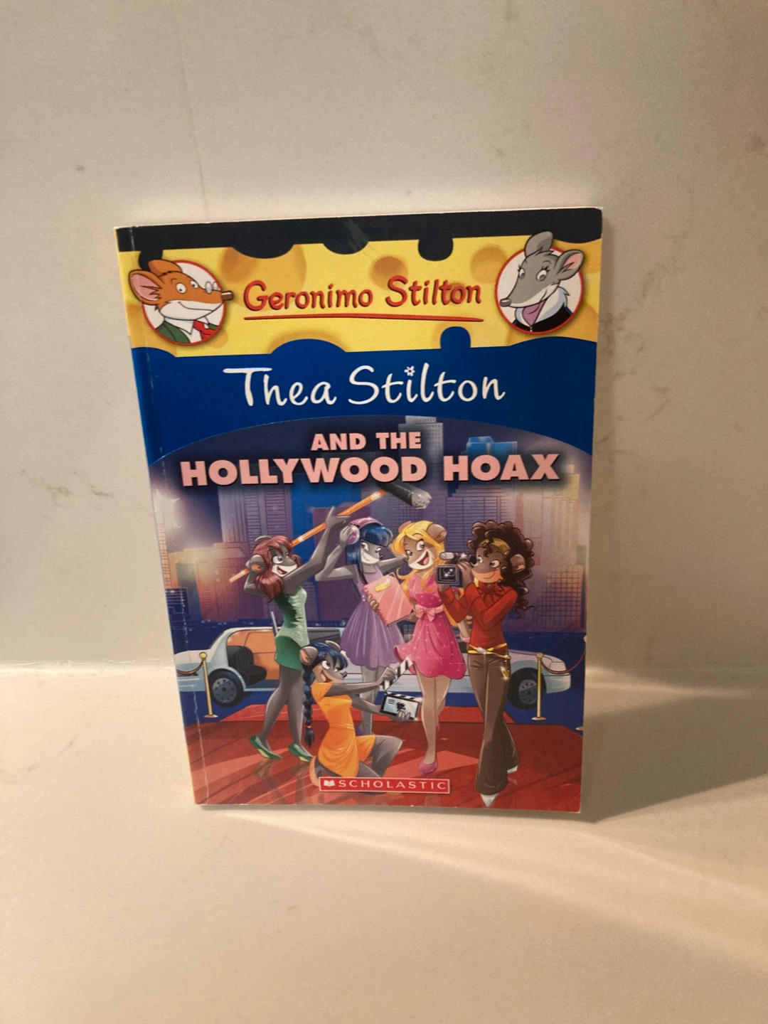 🏈Thea Stilton and the Hollywood Hoax