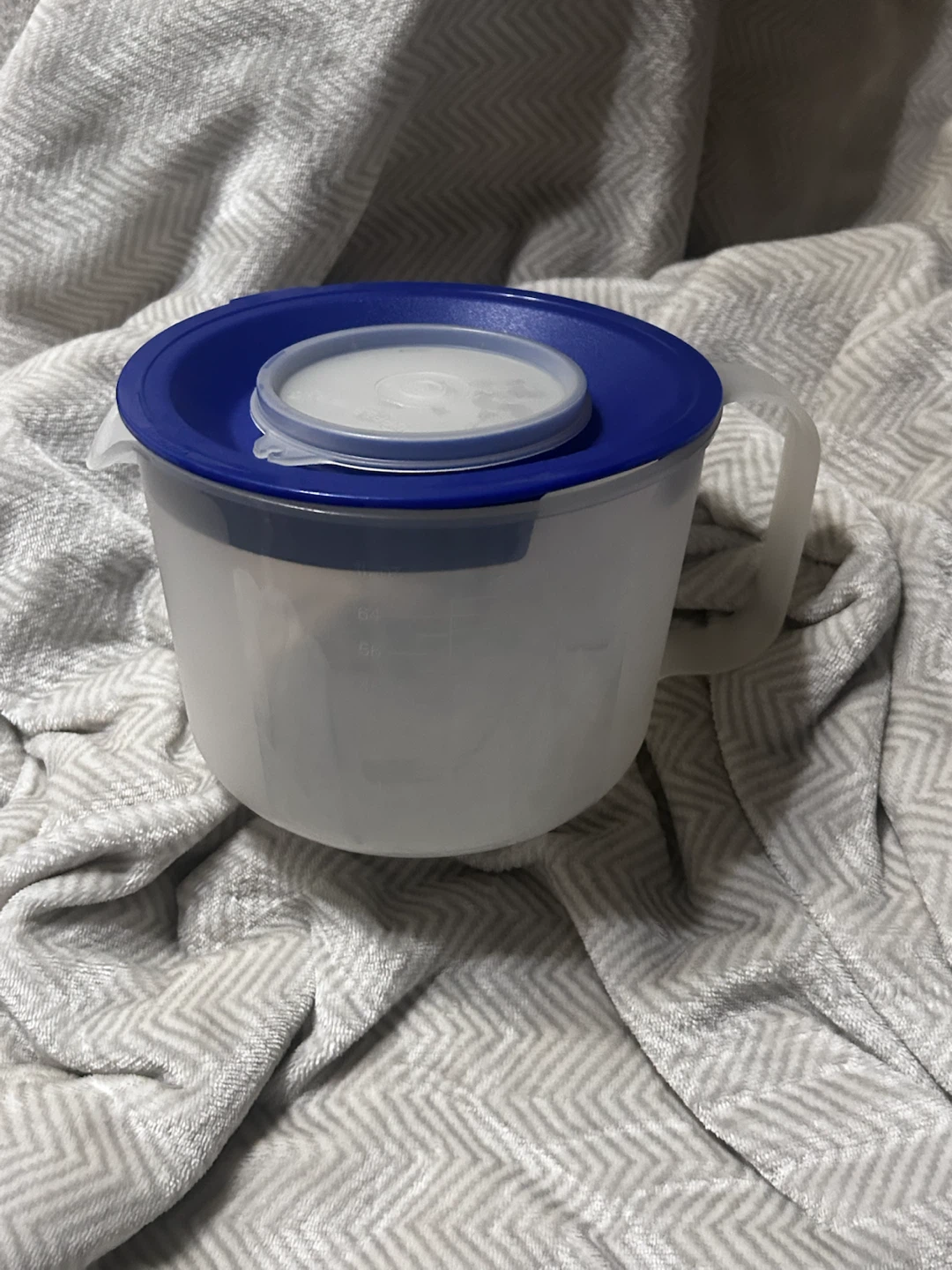 Tupperware Measuring Pitcher