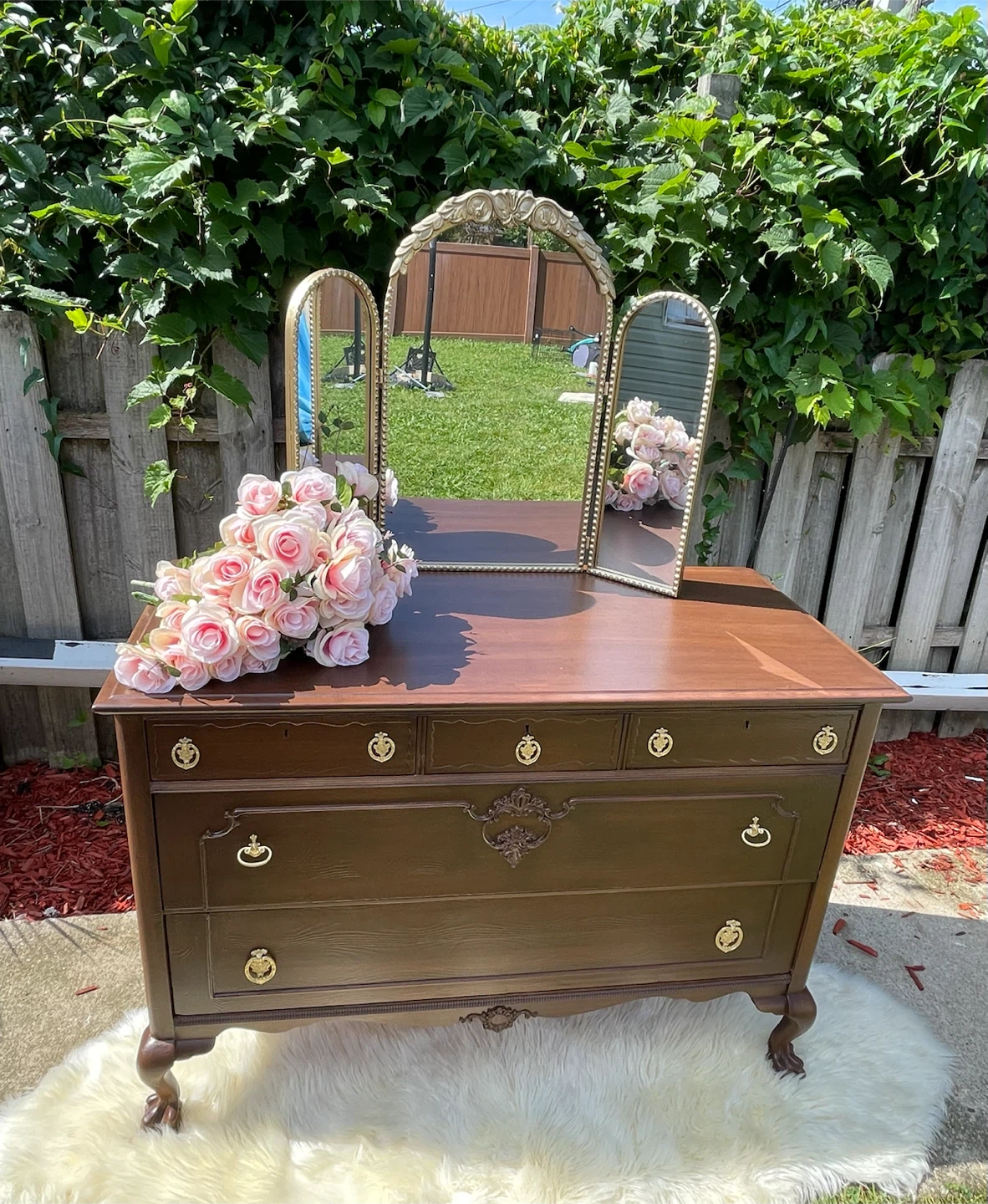 Vintage 5 drawers dresser/ vanity/ small credenza/entrance piece - photo 2