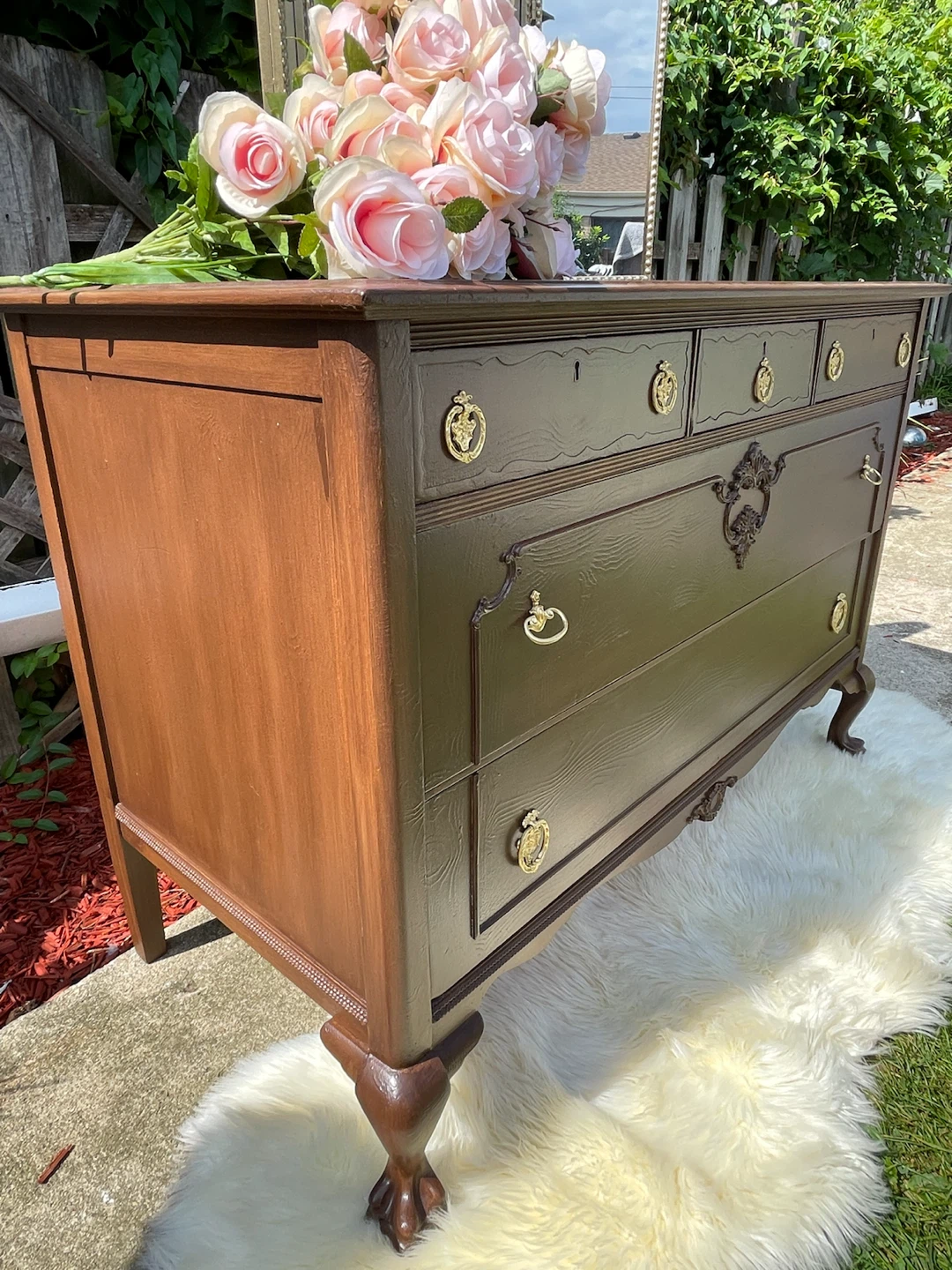 Vintage 5 drawers dresser/ vanity/ small credenza/entrance piece - photo 3