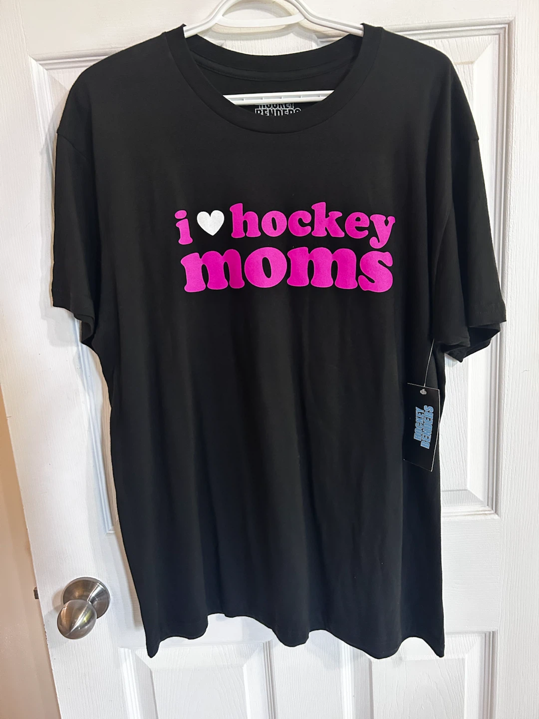 Hockey Benders I Heart Hockey Moms T-Shirt
