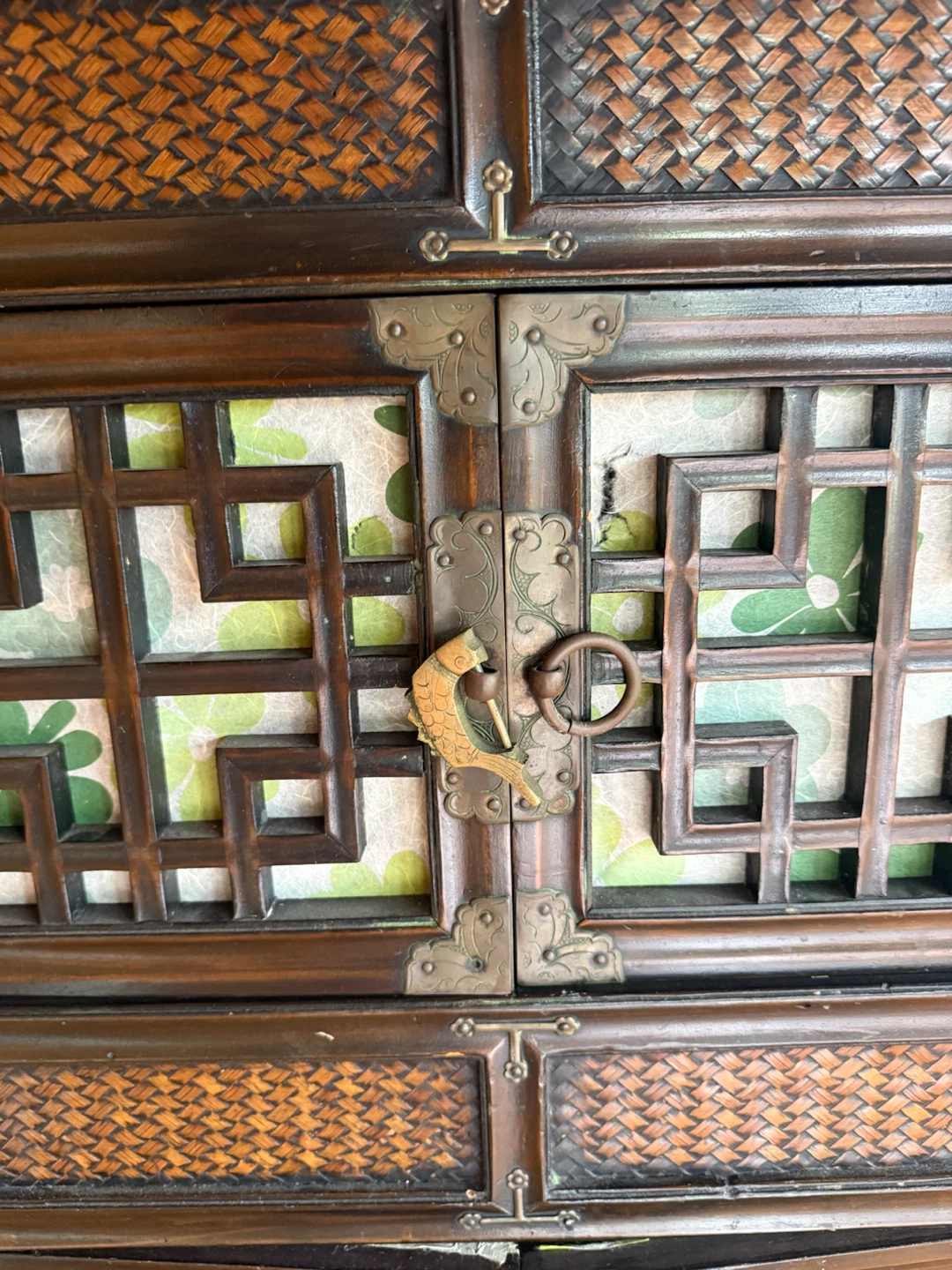 Traditional Korean Style Wooden Cabinet - photo 3