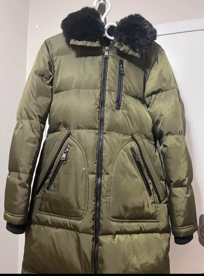 Olive Green Puffer Jacket with Faux Fur Collar