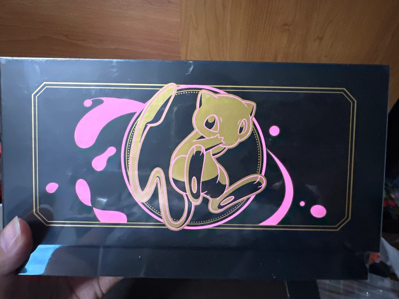 🏈 Pokemon Mew Shining Energy Gift Set