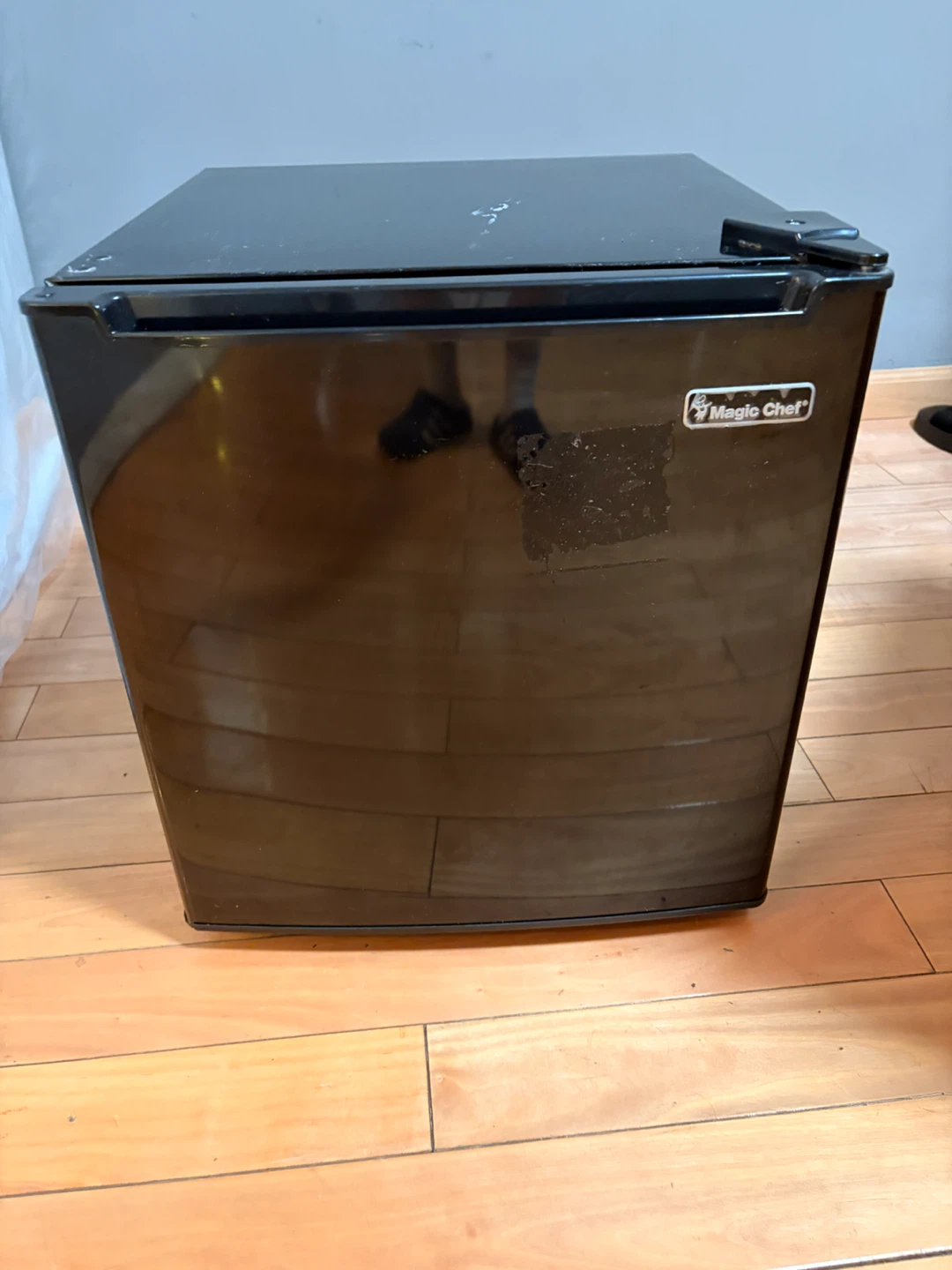 Magic Chef Mini Fridge - photo 2