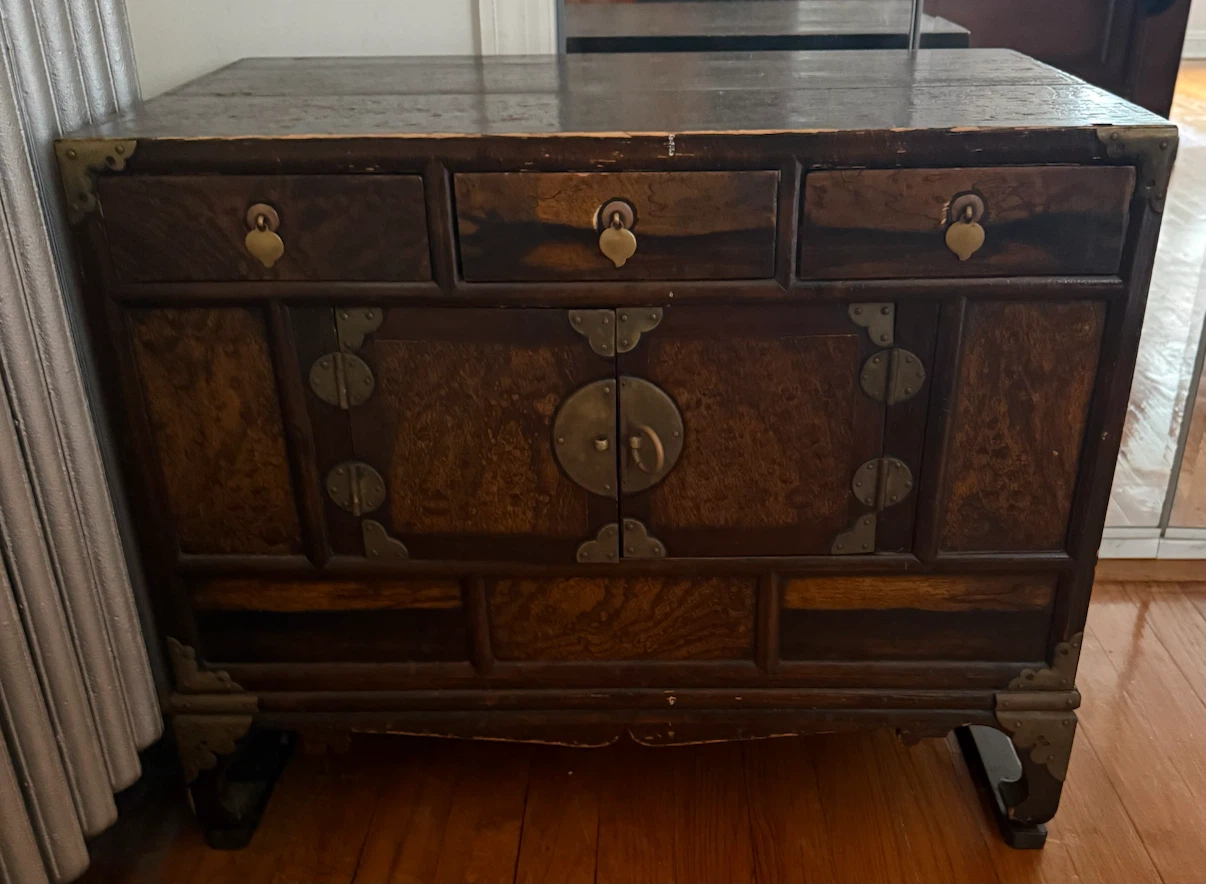 Traditional Korean Style Wooden Cabinet - photo 2
